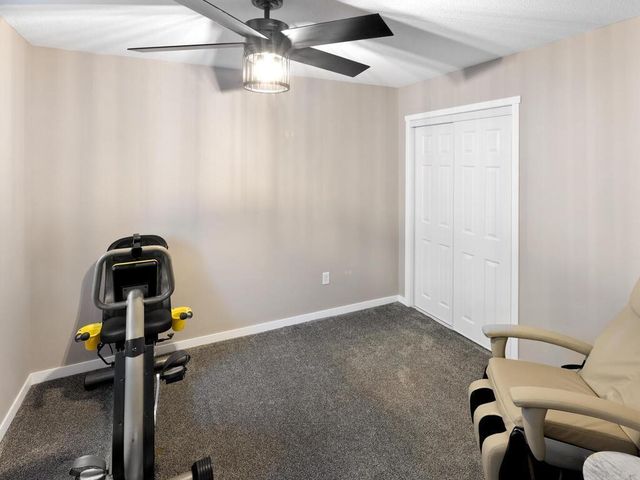 8979 Parkview Circle, Chisago City, MN 55013