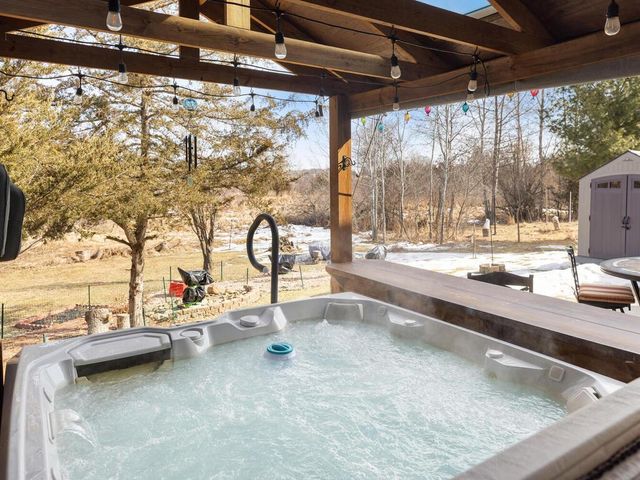 8979 Parkview Circle, Chisago City, MN 55013