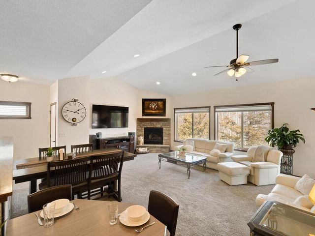 8979 Parkview Circle, Chisago City, MN 55013