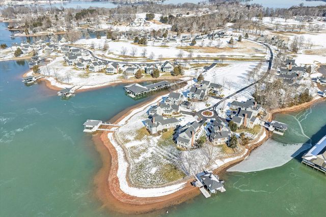 75 Milestone LN, Penhook, VA 24137