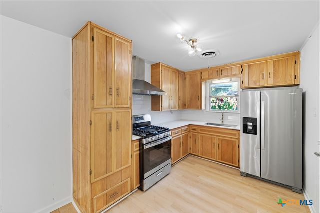 1302 S 2nd Street, Killeen, TX 76541