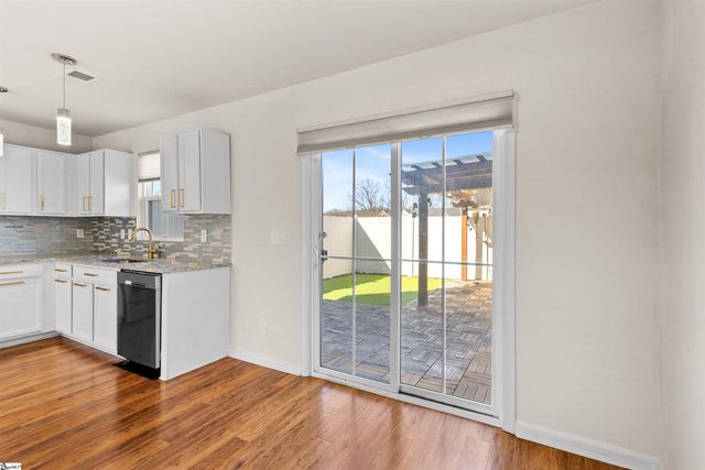 101 Fernside Court, Greenville, SC 29617