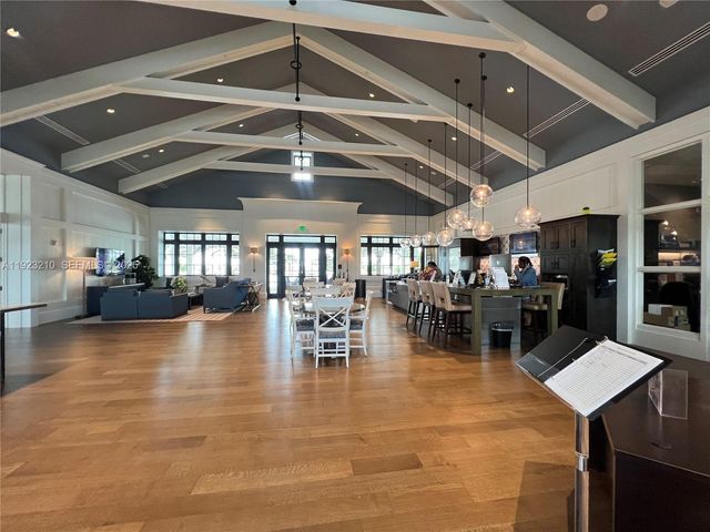 19600 Whispering Creek Rd 19600, Loxahatchee, FL 33470