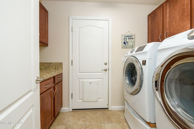 832 Laca Street, Dayton, NV 89403