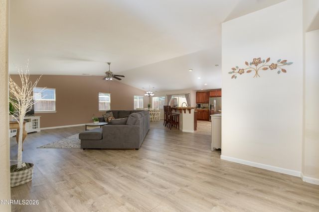 832 Laca Street, Dayton, NV 89403