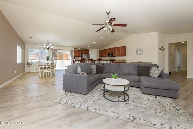 832 Laca Street, Dayton, NV 89403