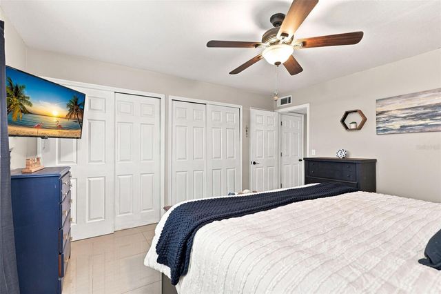 1000 LAKE OF THE WOODS BOULEVARD B202, Fern Park, FL 32730