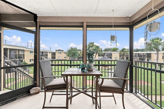 1000 LAKE OF THE WOODS BOULEVARD B202, Fern Park, FL 32730