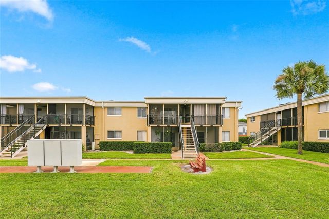 1000 LAKE OF THE WOODS BOULEVARD B202, Fern Park, FL 32730