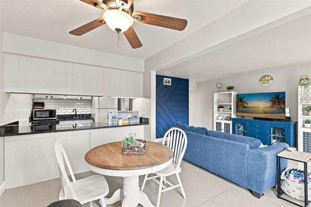 1000 LAKE OF THE WOODS BOULEVARD B202, Fern Park, FL 32730