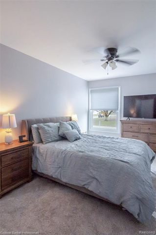 2606 Wildwood Court, Lake Orion, MI 48360