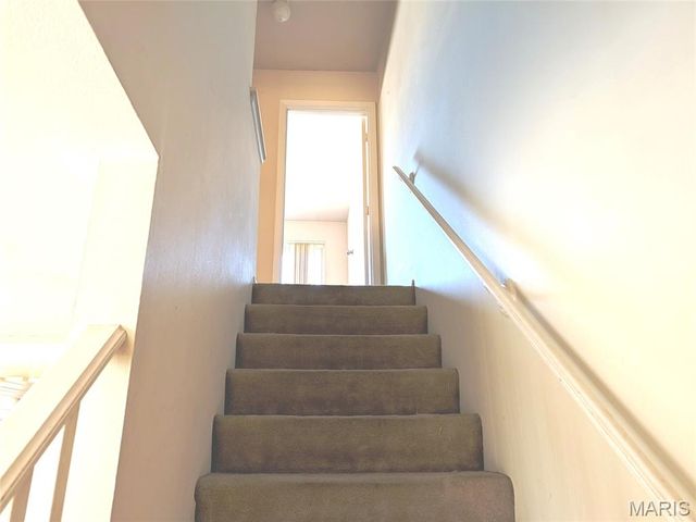 845 Wendevy Court, Ballwin, MO 63011