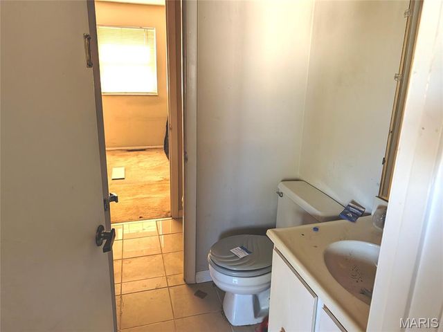 845 Wendevy Court, Ballwin, MO 63011