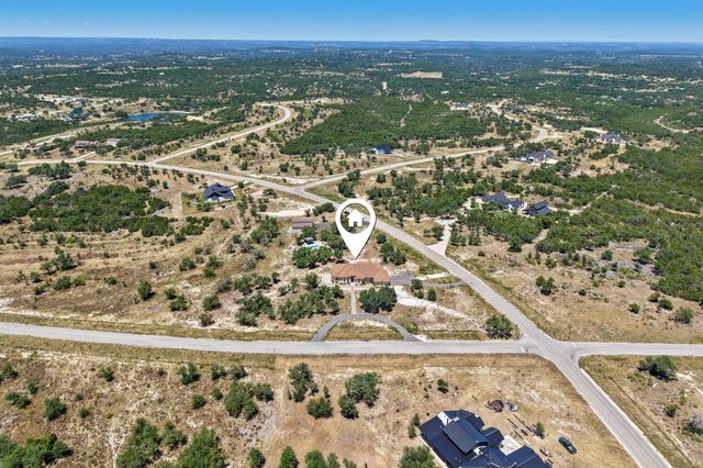 100 W Leaning Madrone DR, Johnson City, TX 78636