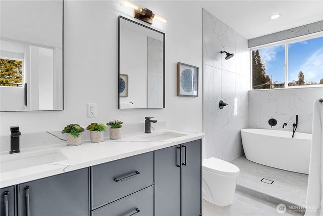 631 W Emerson Street, Seattle, WA 98119