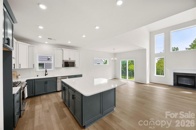 18019 Wilbanks Drive, Charlotte, NC 28278