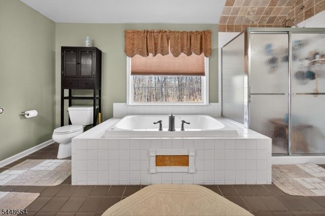 15 Hidden Valley Rd, Andover Twp., NJ 07860