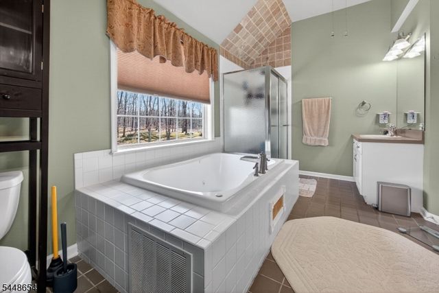 15 Hidden Valley Rd, Andover Twp., NJ 07860