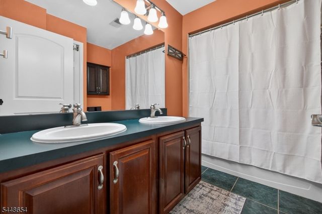15 Hidden Valley Rd, Andover Twp., NJ 07860