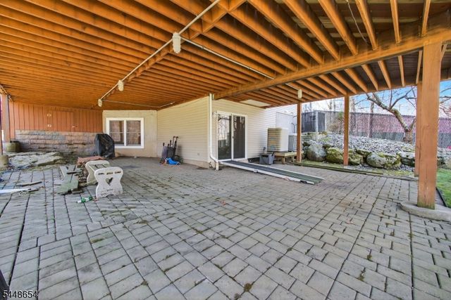 15 Hidden Valley Rd, Andover Twp., NJ 07860