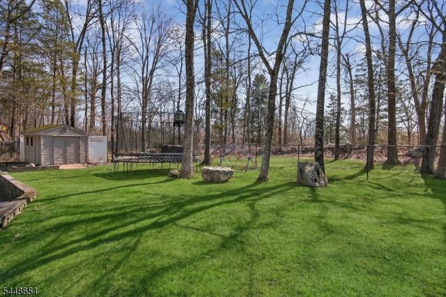 15 Hidden Valley Rd, Andover Twp., NJ 07860