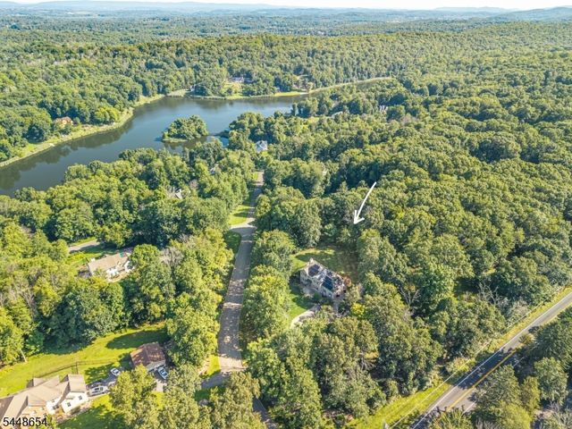 15 Hidden Valley Rd, Andover Twp., NJ 07860