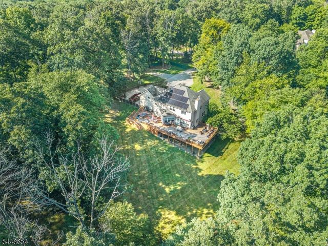 15 Hidden Valley Rd, Andover Twp., NJ 07860