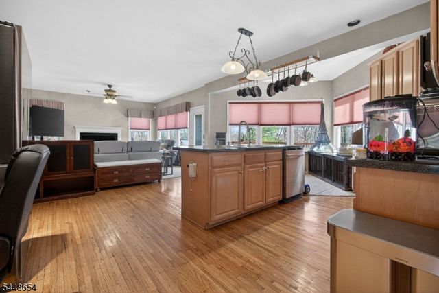 15 Hidden Valley Rd, Andover Twp., NJ 07860