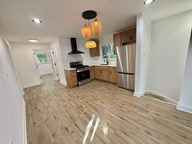 143 E 119TH Street, Chicago, IL 60628