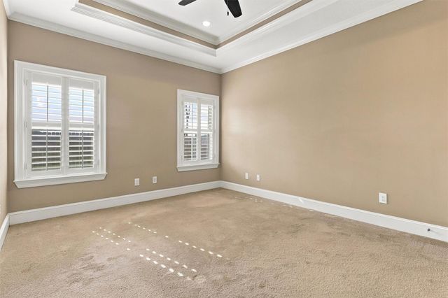 227 Village Dr, Sealy, TX 77474