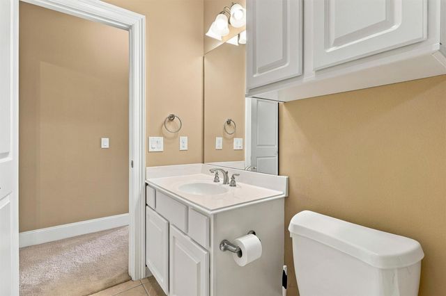 227 Village Dr, Sealy, TX 77474