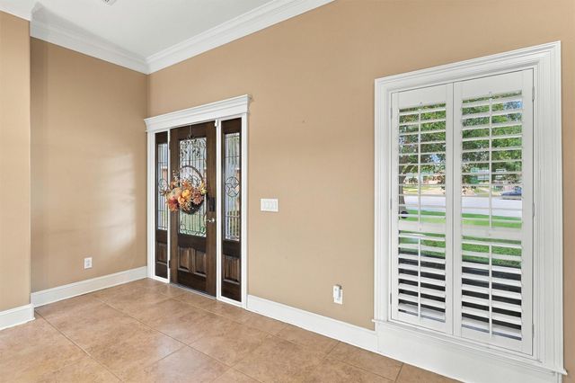 227 Village Dr, Sealy, TX 77474