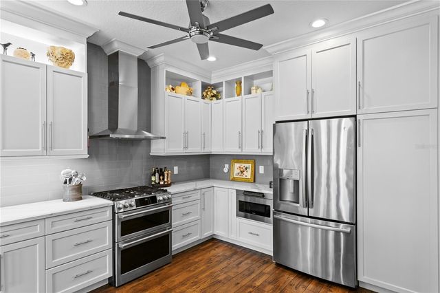 6066 GULFPORT BOULEVARD S, Gulfport, FL 33707