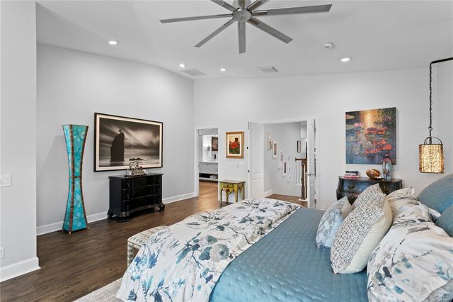 6066 GULFPORT BOULEVARD S, Gulfport, FL 33707