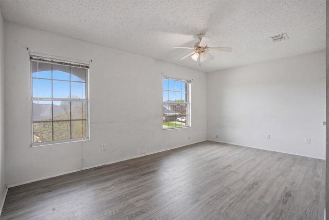 1400 Blazing Star Trail, Burleson, TX 76028