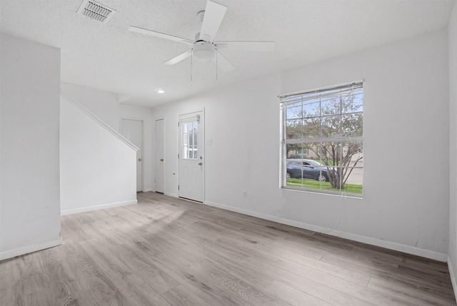 1400 Blazing Star Trail, Burleson, TX 76028