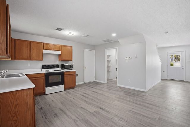 1400 Blazing Star Trail, Burleson, TX 76028