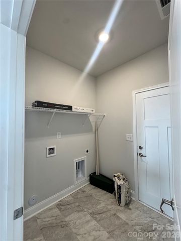 3934 Port Richmond Avenue 98, Gastonia, NC 28056