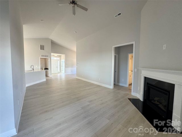 3934 Port Richmond Avenue 98, Gastonia, NC 28056