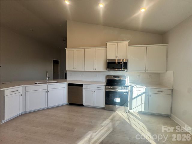 3934 Port Richmond Avenue 98, Gastonia, NC 28056