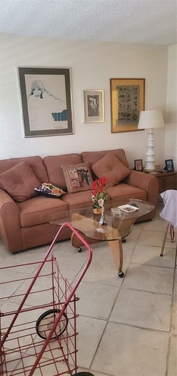 Image 14 of property listing at 405 Fanshaw J 405, Boca Raton, FL 33434