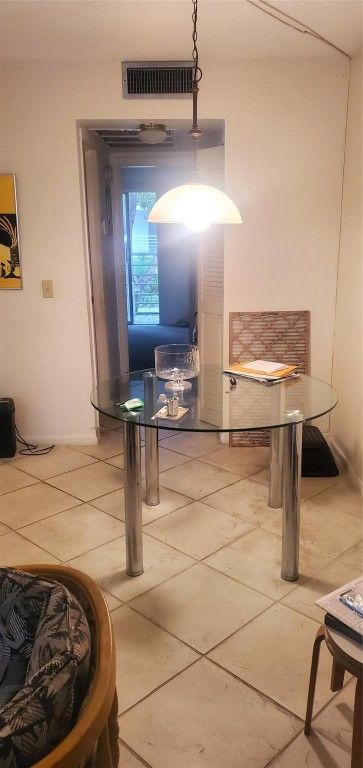 Image 16 of property listing at 405 Fanshaw J 405, Boca Raton, FL 33434