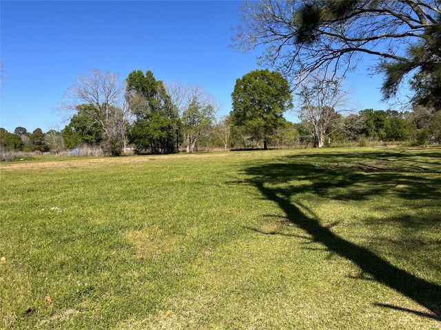 2257 County Road 6026, Dayton, TX 77535