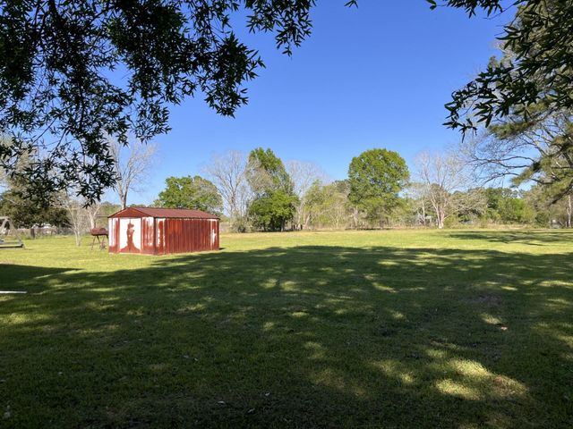 2257 County Road 6026, Dayton, TX 77535