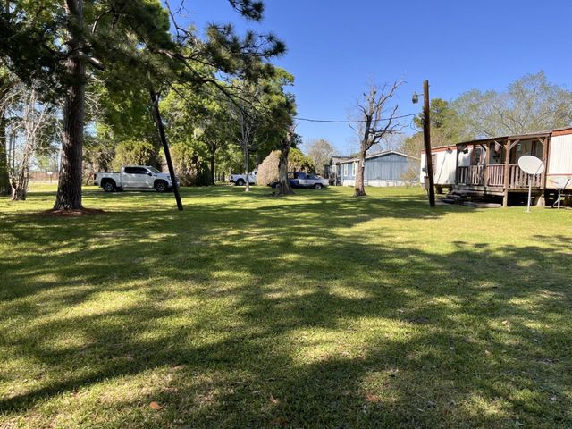 2257 County Road 6026, Dayton, TX 77535