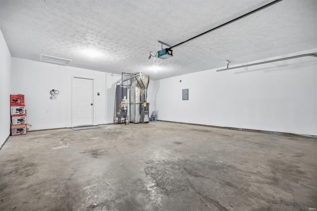 602 Favorite Drive, Dayton, IN 47941