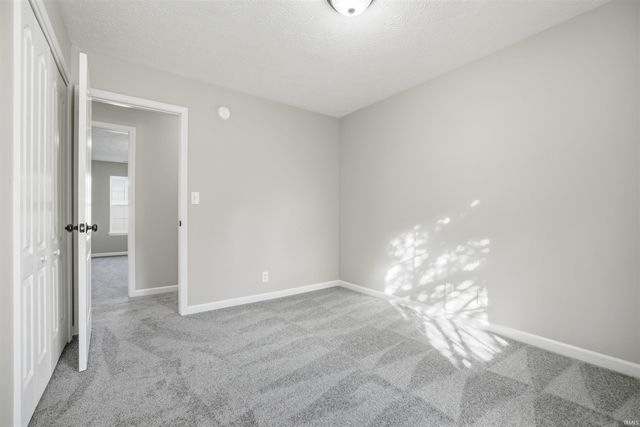 602 Favorite Drive, Dayton, IN 47941