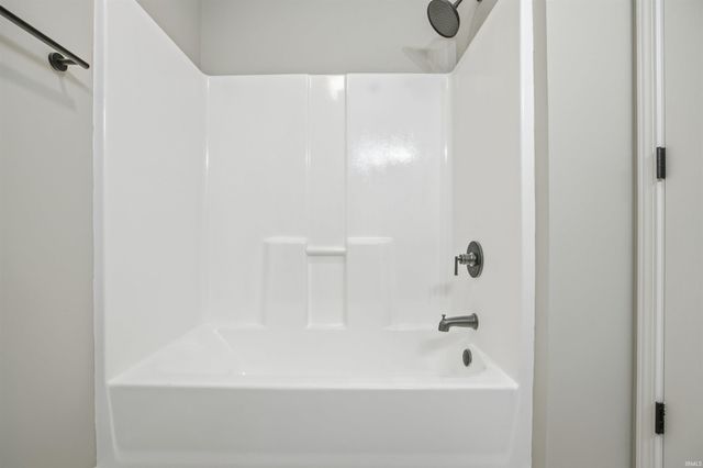 602 Favorite Drive, Dayton, IN 47941