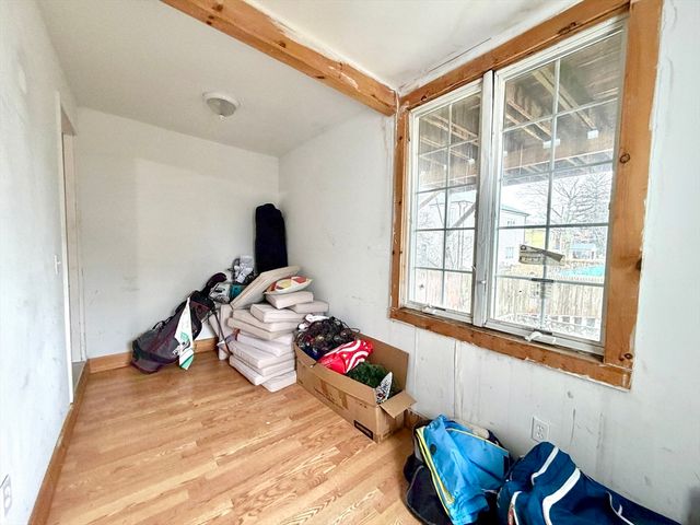 3 Goldsmith Ave 3, Medford, MA 02155