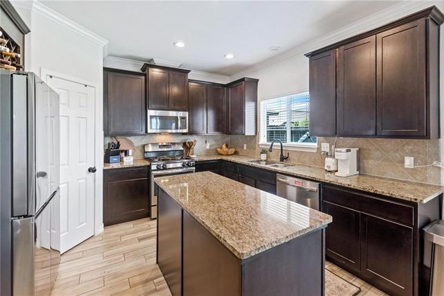 7205 LANDS END Dr, Corpus Christi, TX 78414